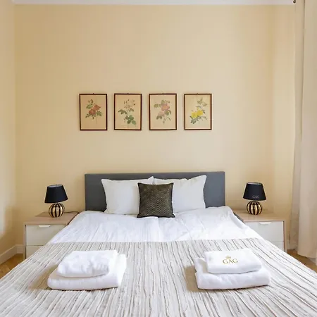 Apartman Comfort Center - Nowy Swiat Varsó
